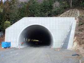 鈴ケ嶽トンネル 抗門工② 鈴ケ嶽トンネル 抗門工②
