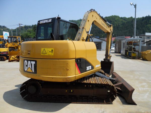 CAT_307D