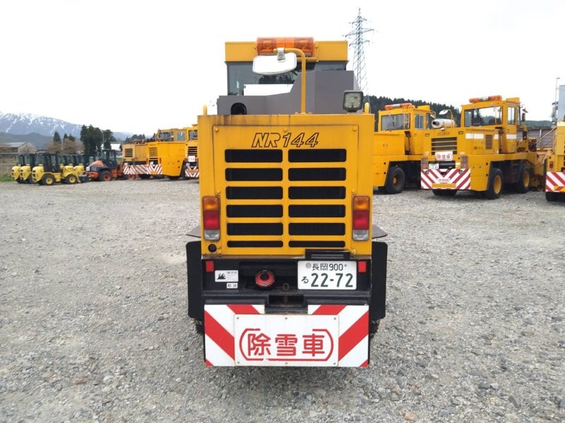 Niigata Transys NR144 – 除雪の総合デパート 株式会社ニットク